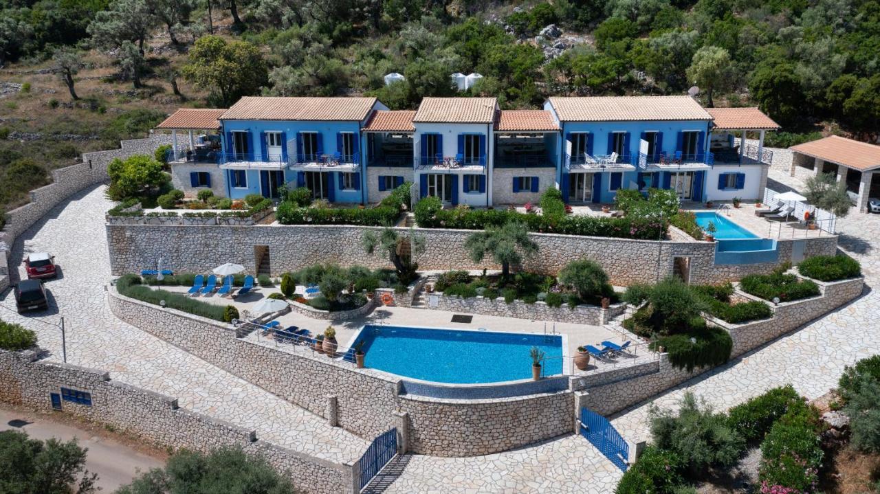 סיבוטה Villas Amantea- Four Villas With Big Pool And Infinity Pool מראה חיצוני תמונה