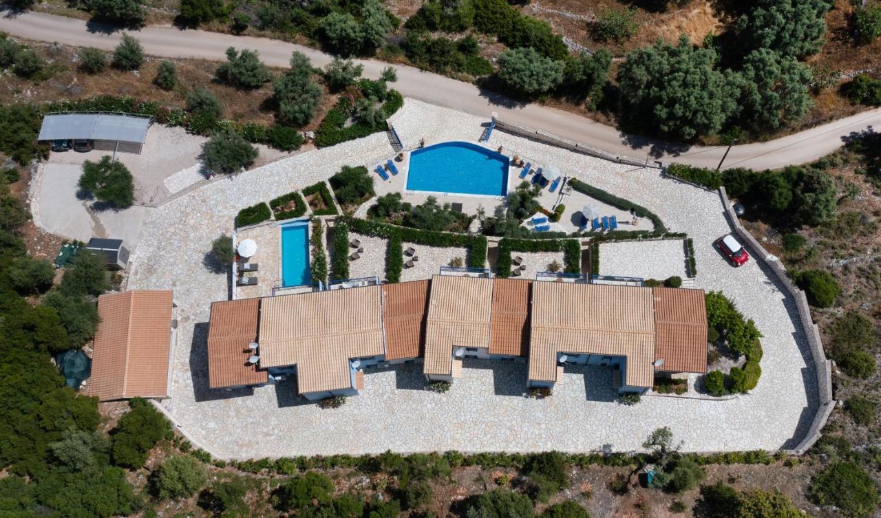 סיבוטה Villas Amantea- Four Villas With Big Pool And Infinity Pool מראה חיצוני תמונה