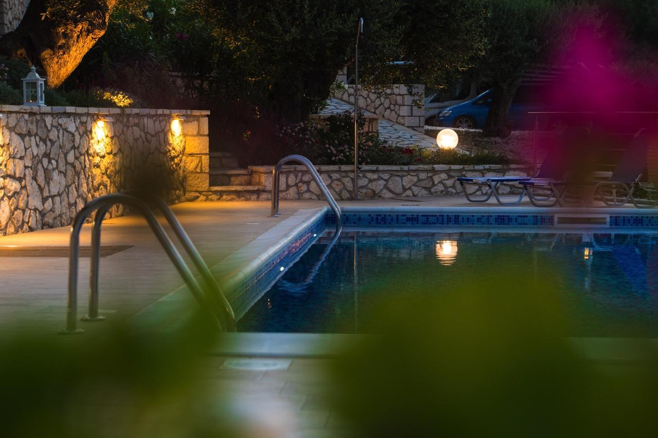 סיבוטה Villas Amantea- Four Villas With Big Pool And Infinity Pool מראה חיצוני תמונה