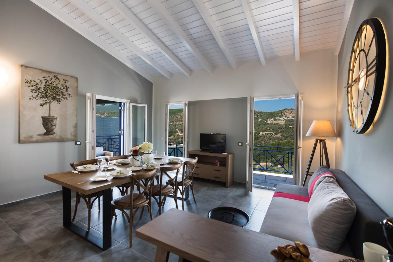 סיבוטה Villas Amantea- Four Villas With Big Pool And Infinity Pool מראה חיצוני תמונה