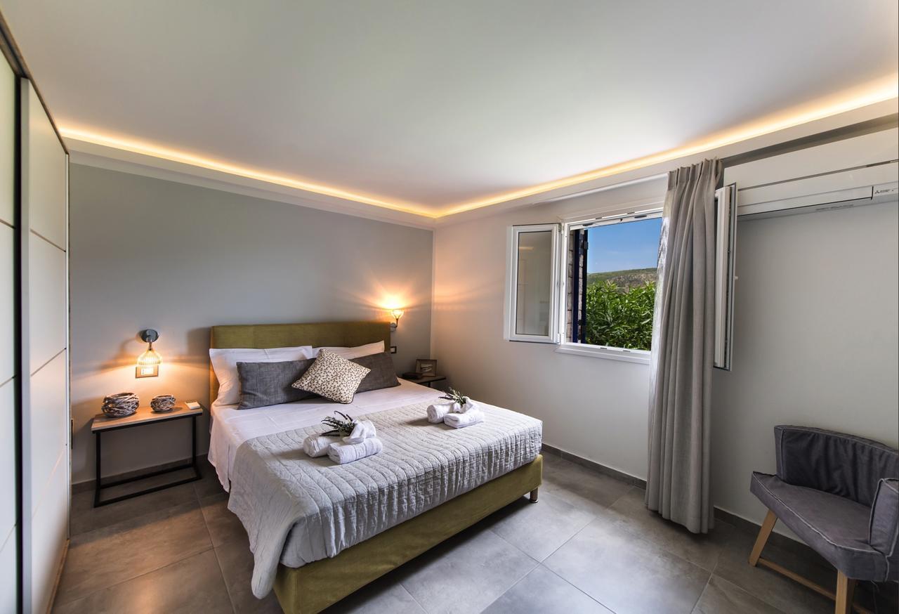 סיבוטה Villas Amantea- Four Villas With Big Pool And Infinity Pool מראה חיצוני תמונה