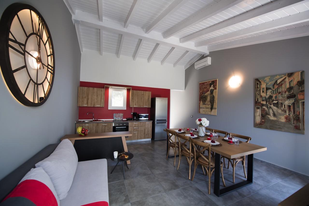 סיבוטה Villas Amantea- Four Villas With Big Pool And Infinity Pool מראה חיצוני תמונה