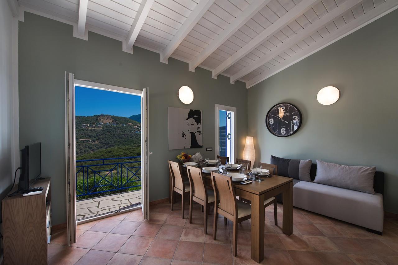 סיבוטה Villas Amantea- Four Villas With Big Pool And Infinity Pool מראה חיצוני תמונה